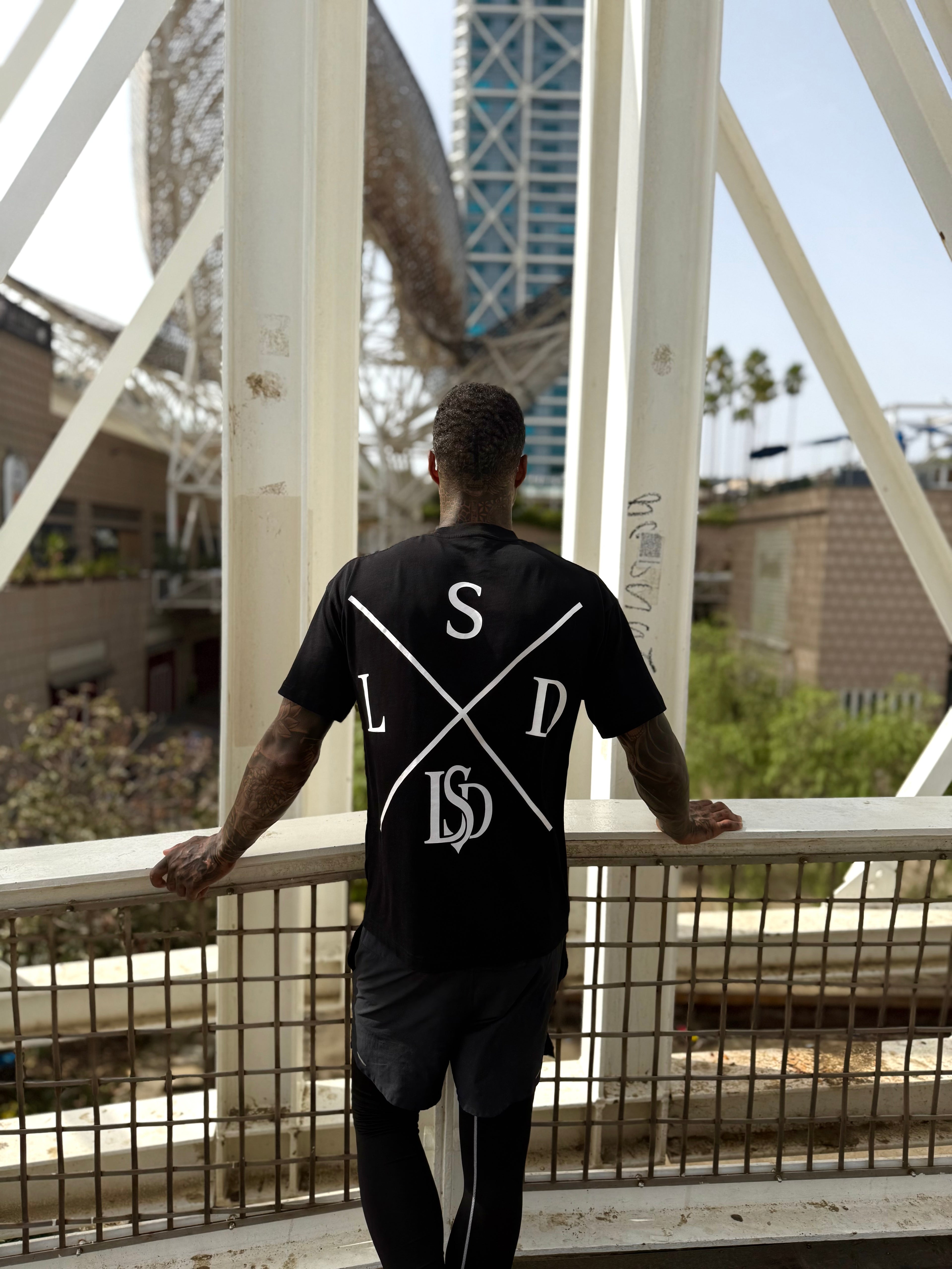 Limitless Vol.1 - Oversized Black Edition Unisex