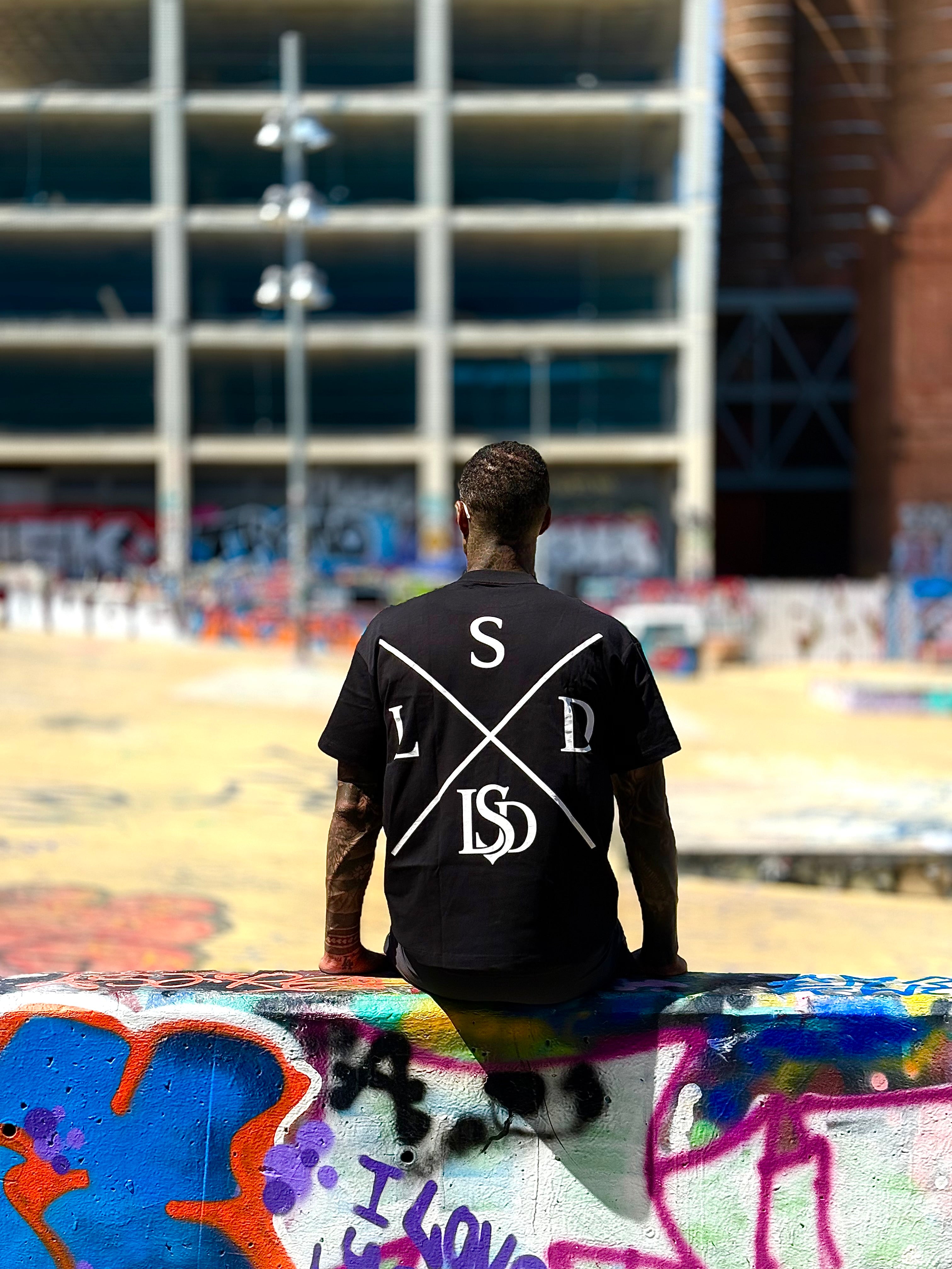 Limitless Vol.1 - Oversized Black Edition Unisex